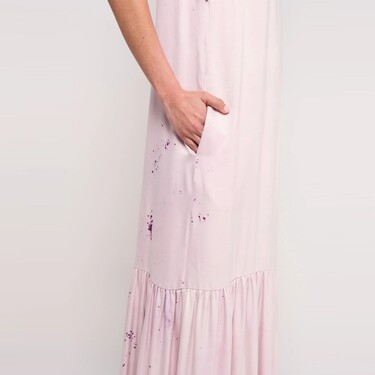 143_carmine_satin_dress_f_02.jpg
