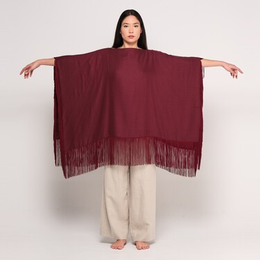 150_wool_fringed_muslin_cape_f_02.jpg